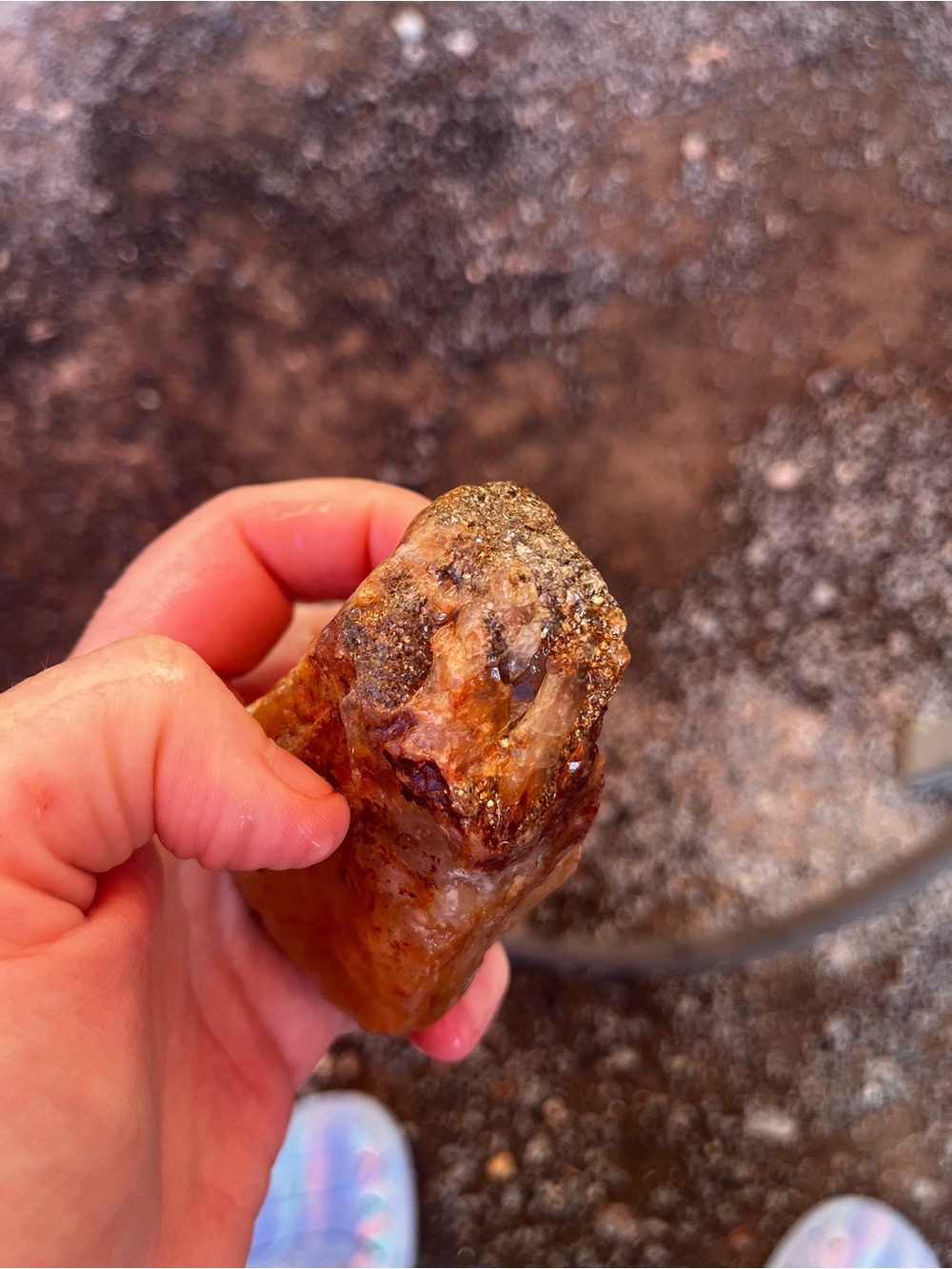 Quarts with crystals and mica